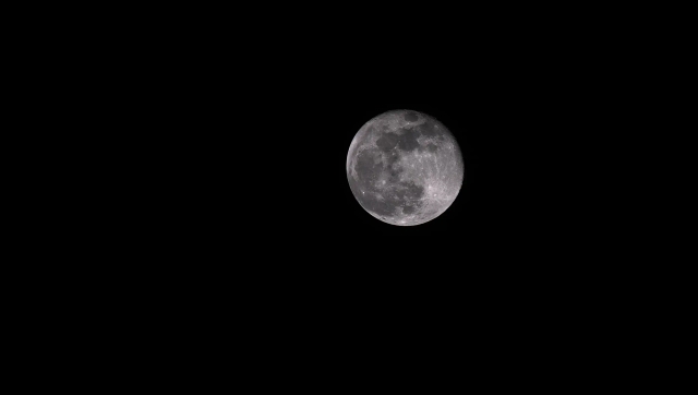 Luna al 92%