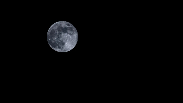 Luna al 99%