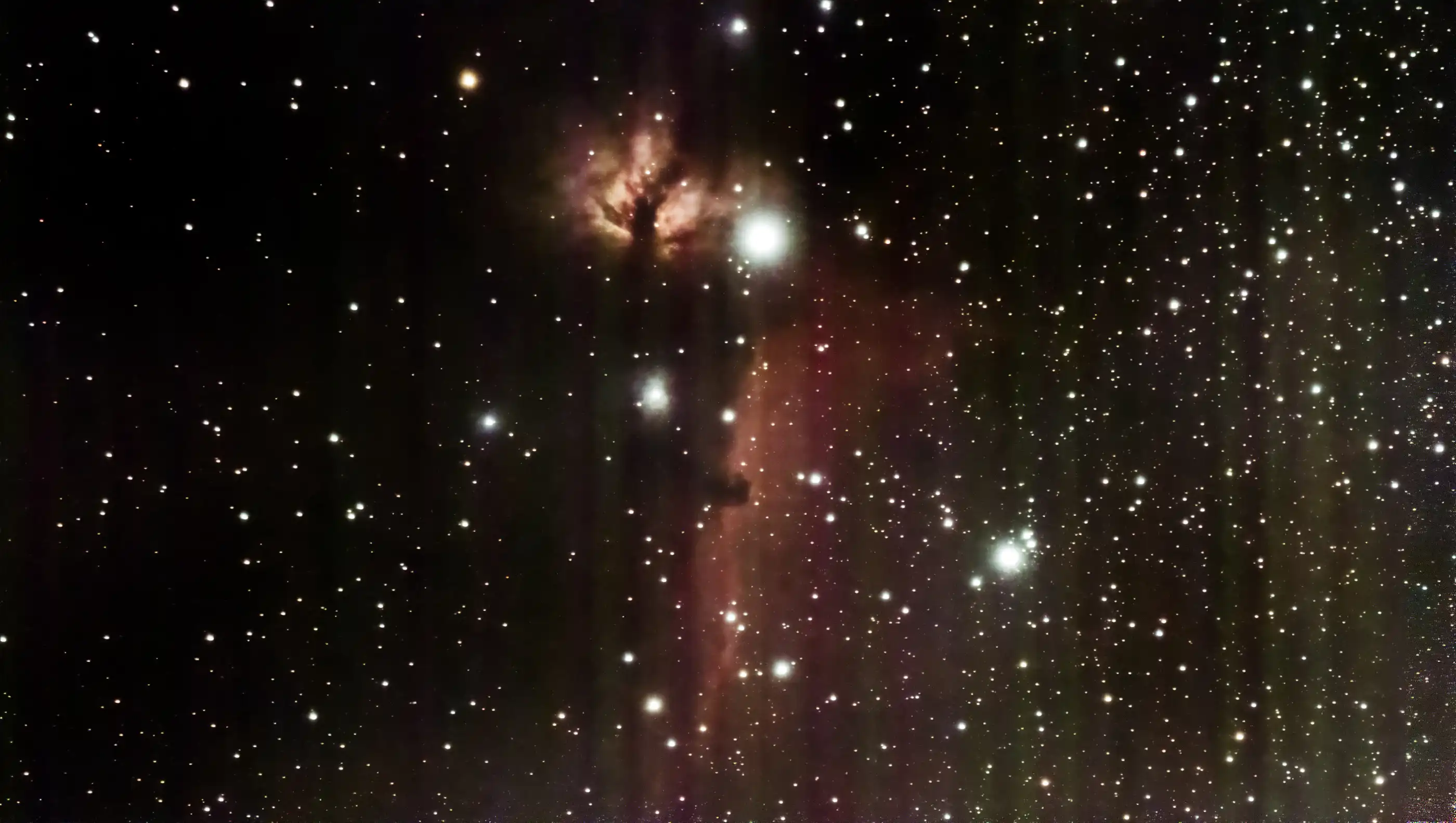 La Nebulosa Cabeza de Caballo y la Nebulosa de la Llama